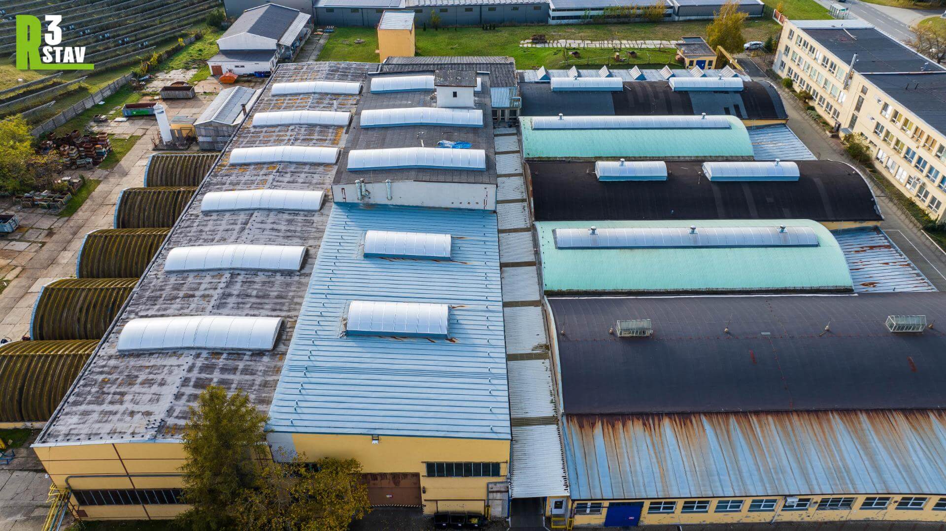 Rekonstrukce střešních světlíků v Bzenci